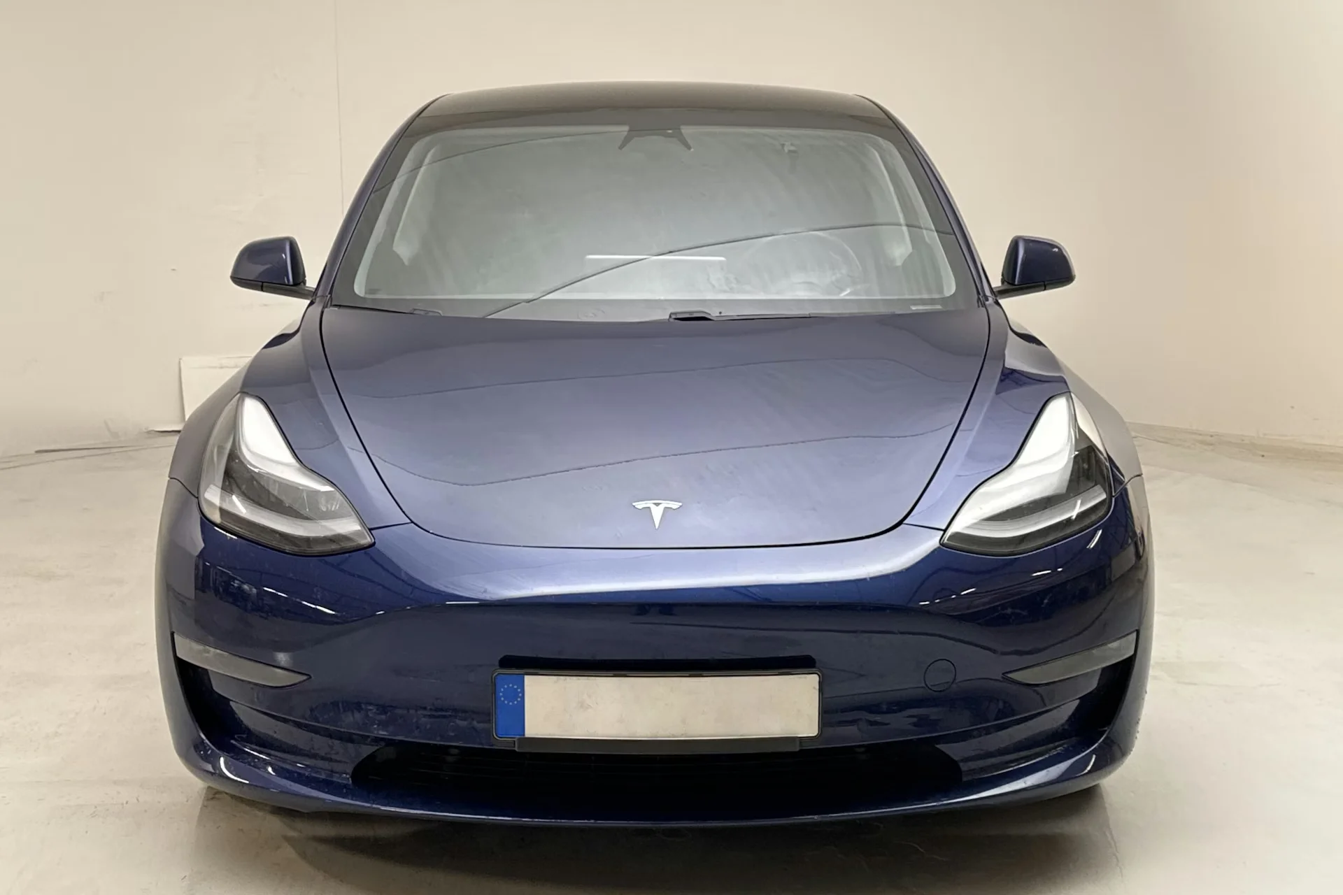 Tesla Model 3 Performance - widok 3
