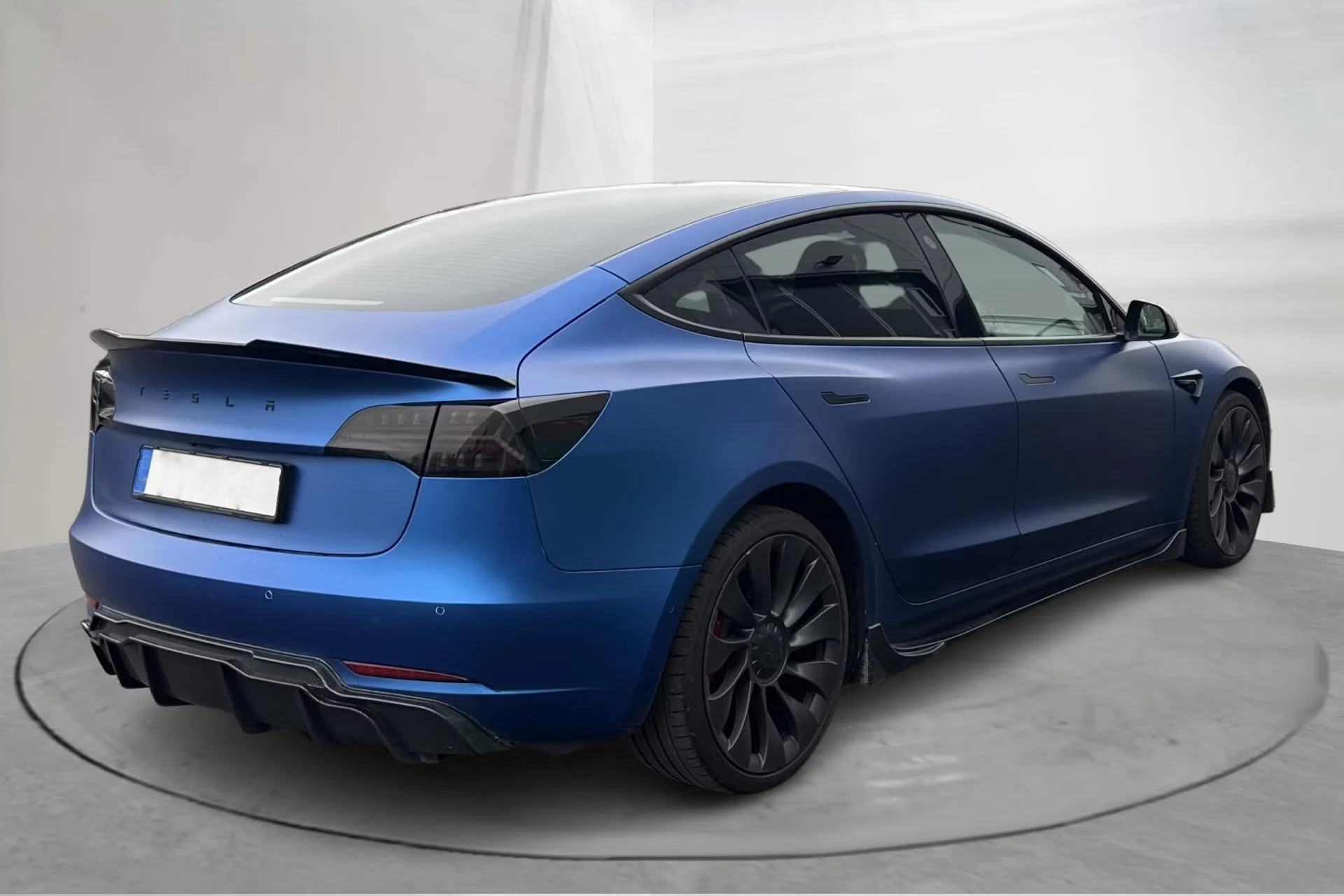 Tesla Model 3 Perfomance