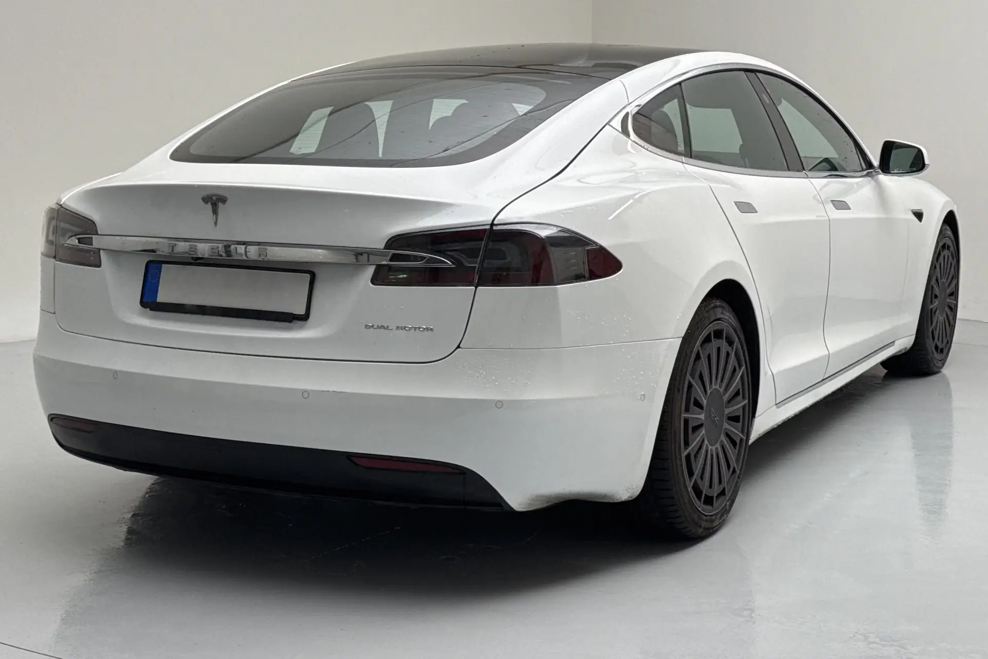 Tesla Model S Long Range Plus