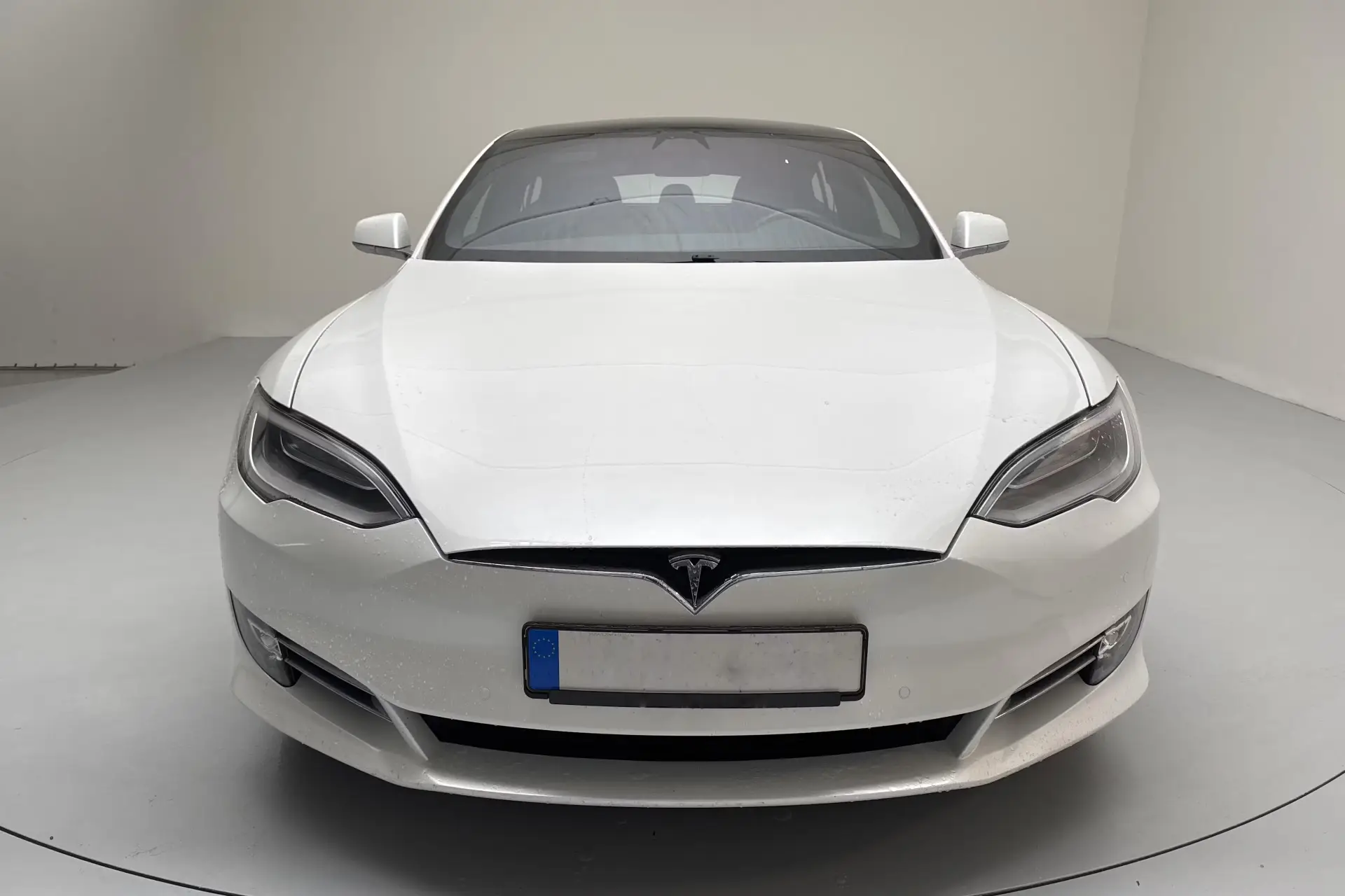 Tesla Model S Long Range Plus - widok 2