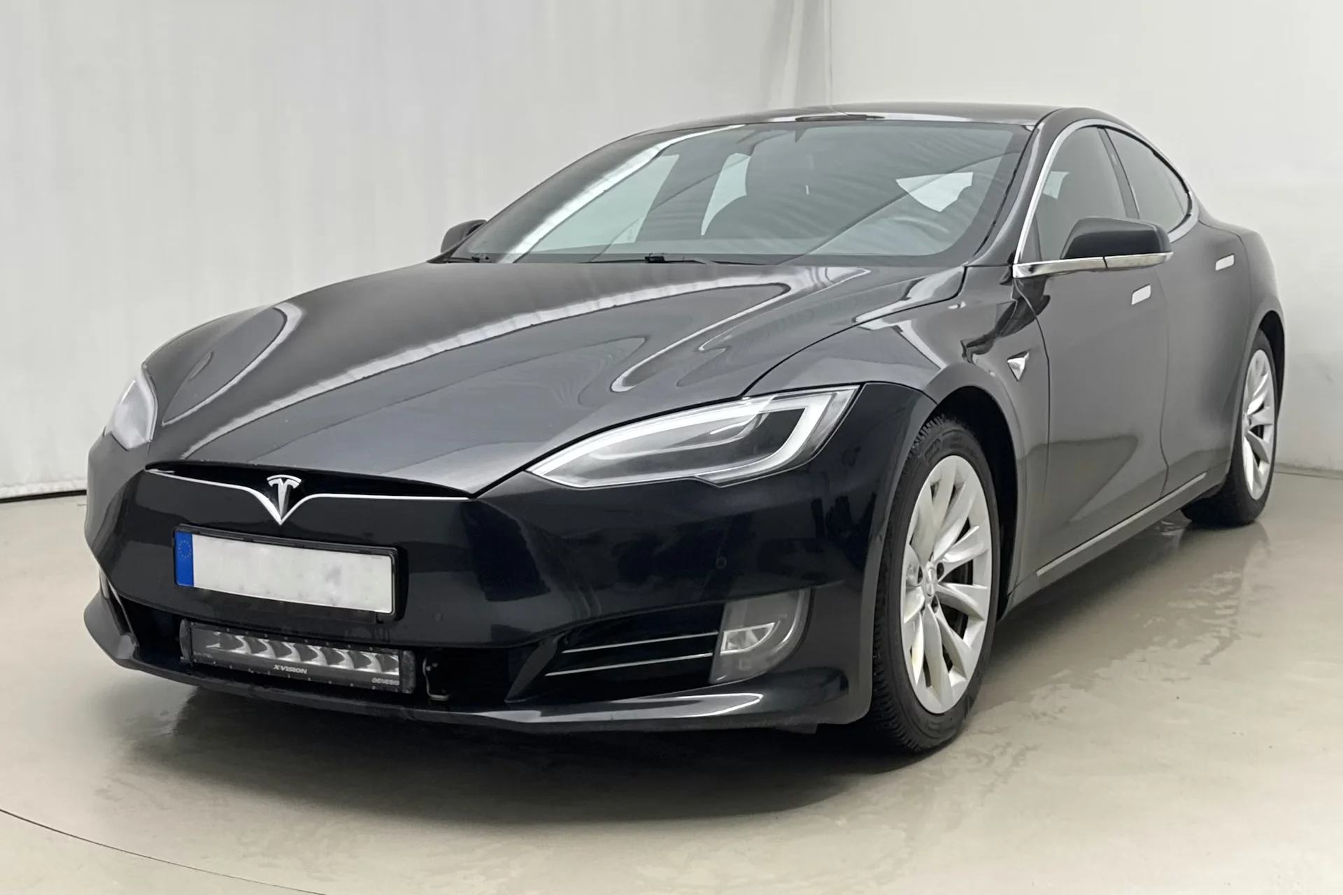 Tesla Model S Long Range