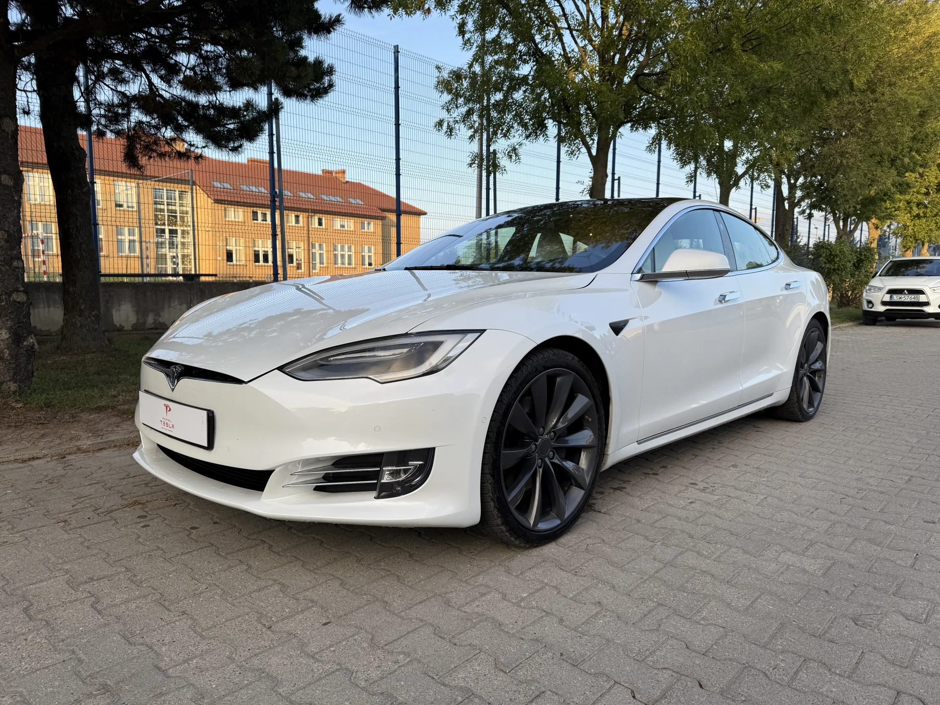 Tesla Model S Long range