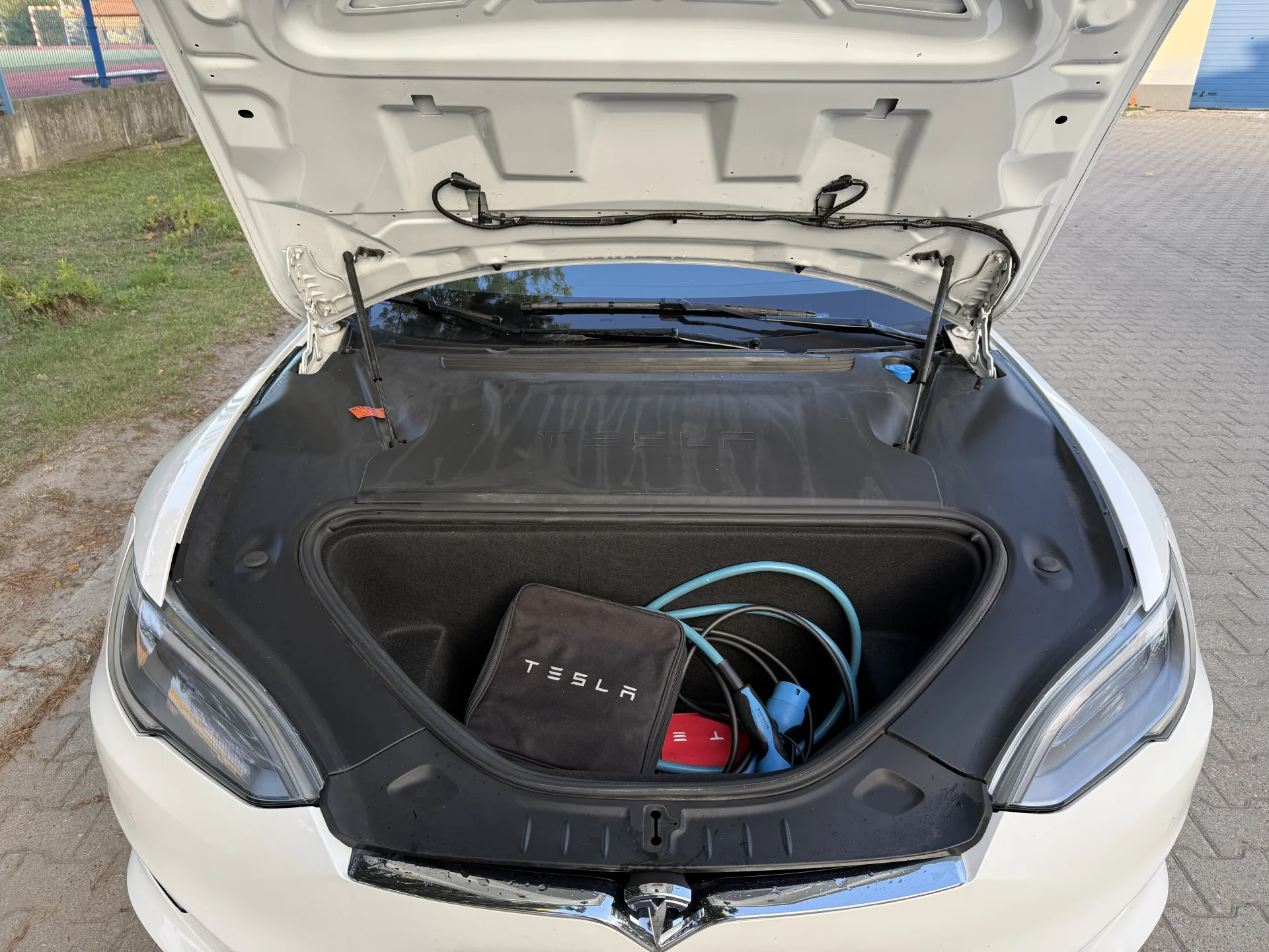 Tesla Model S Long range - widok 14