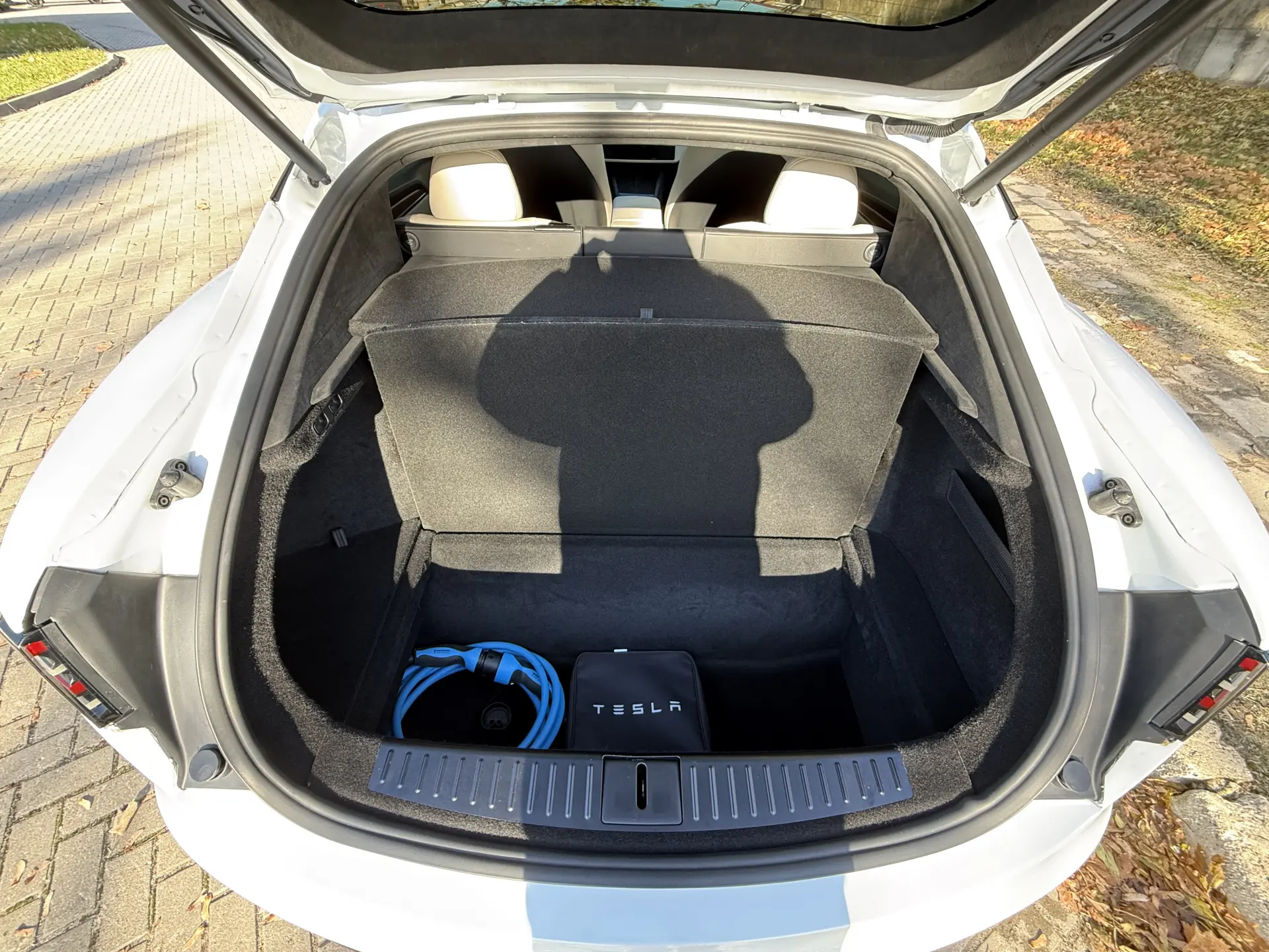 Tesla Model S Long range - widok 15