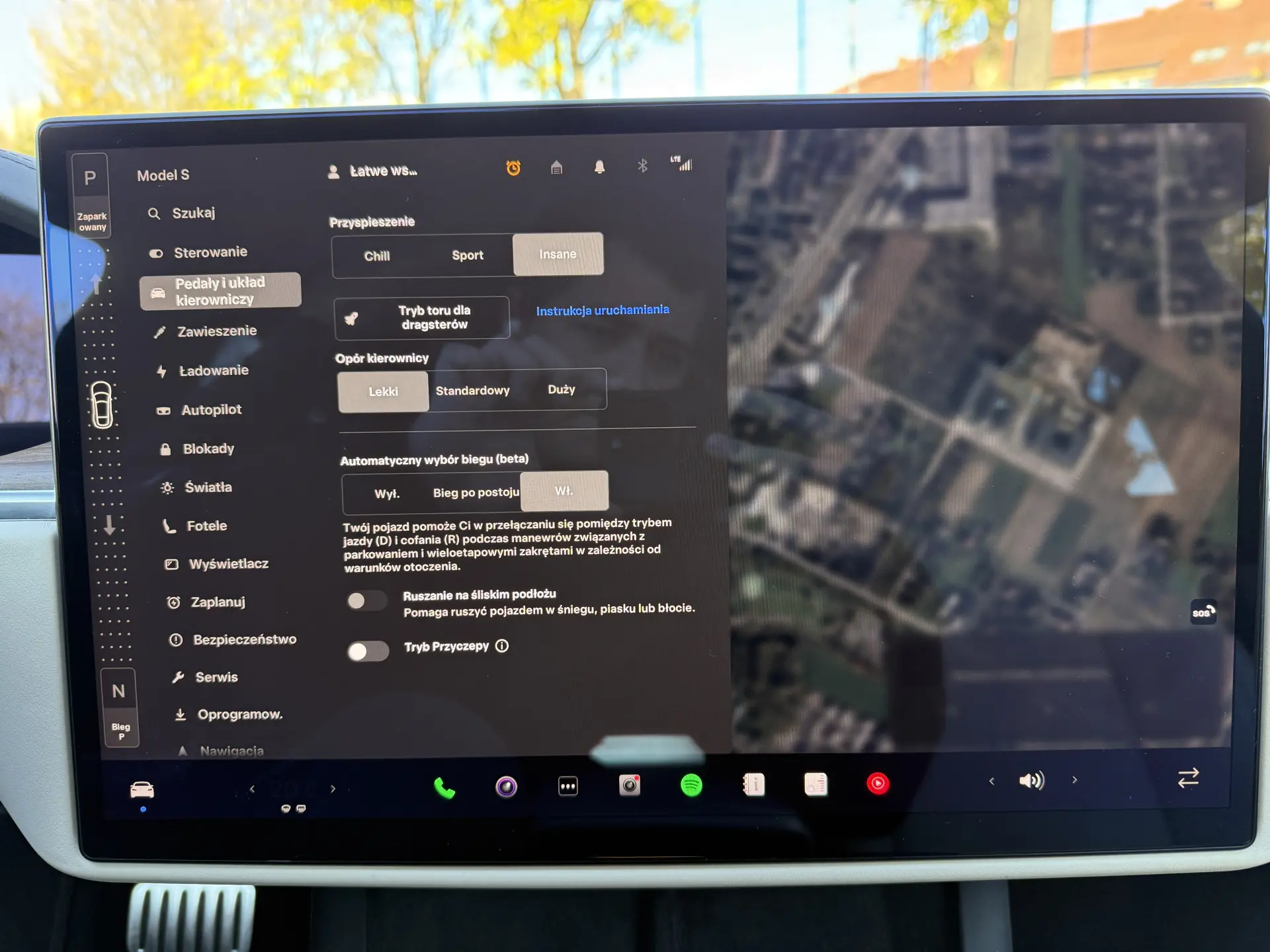 Tesla Model S Long range - widok 20