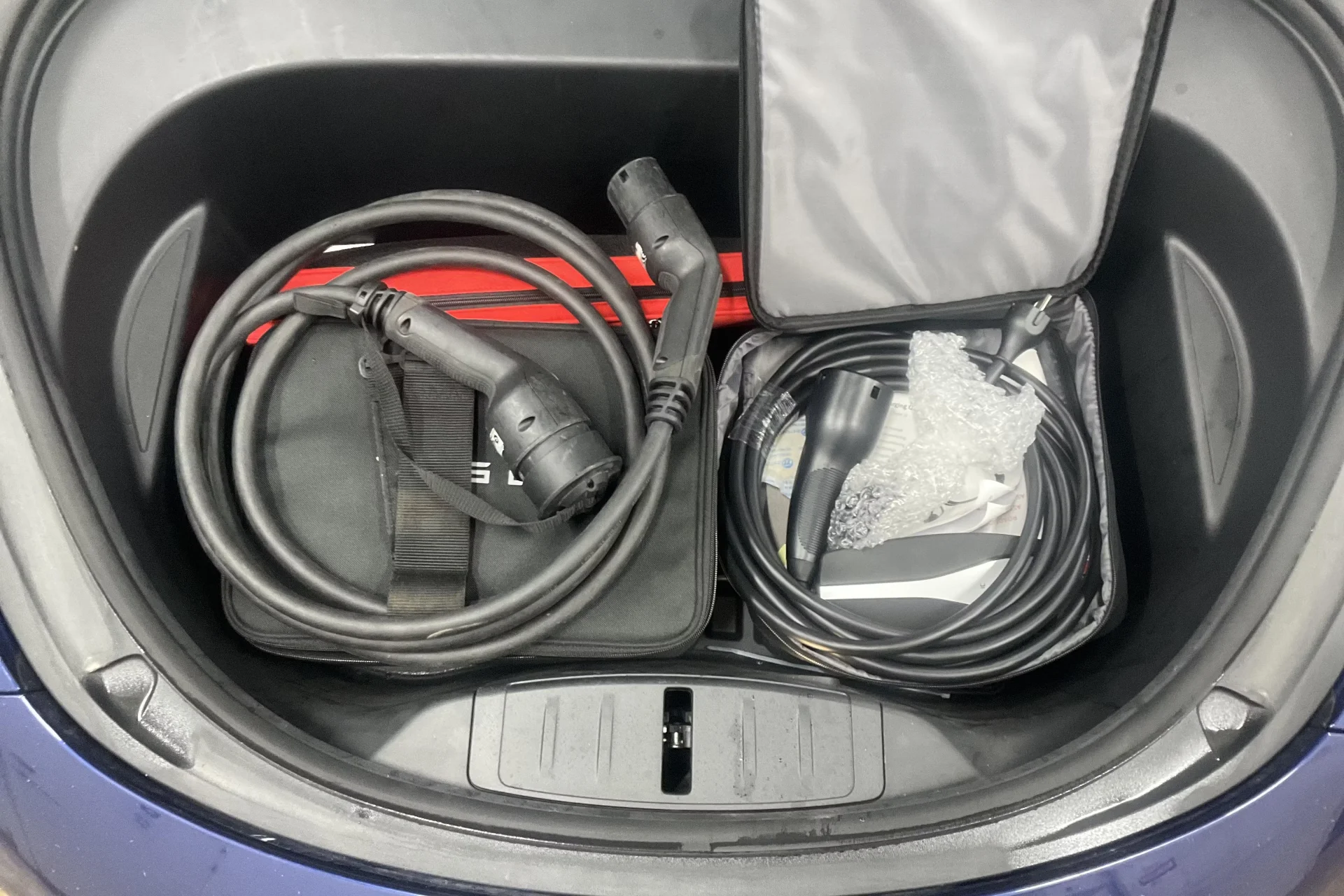 Tesla Model 3 Long Range - widok 8