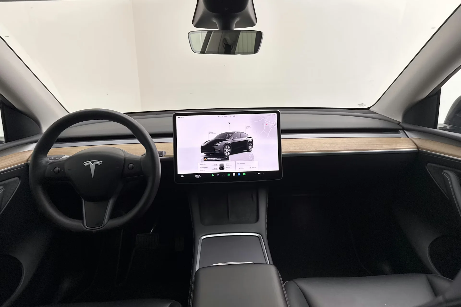 Tesla Model Y Long Range AWD - widok 6