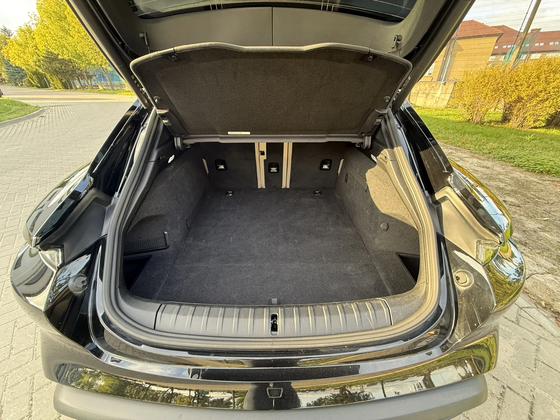 Porsche Taycan 4 Cross Turismo - widok 19