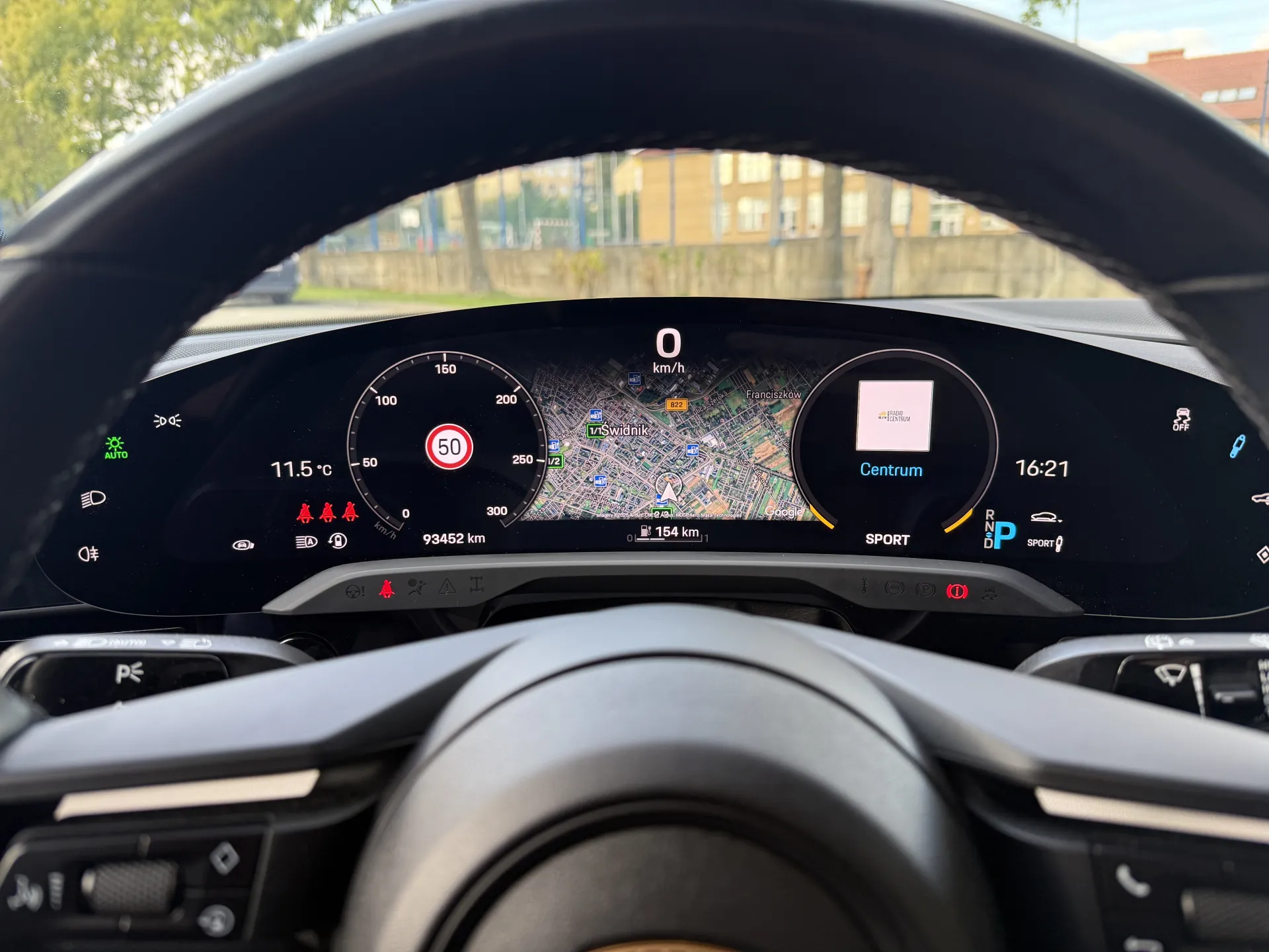 Porsche Taycan 4 Cross Turismo - widok 24