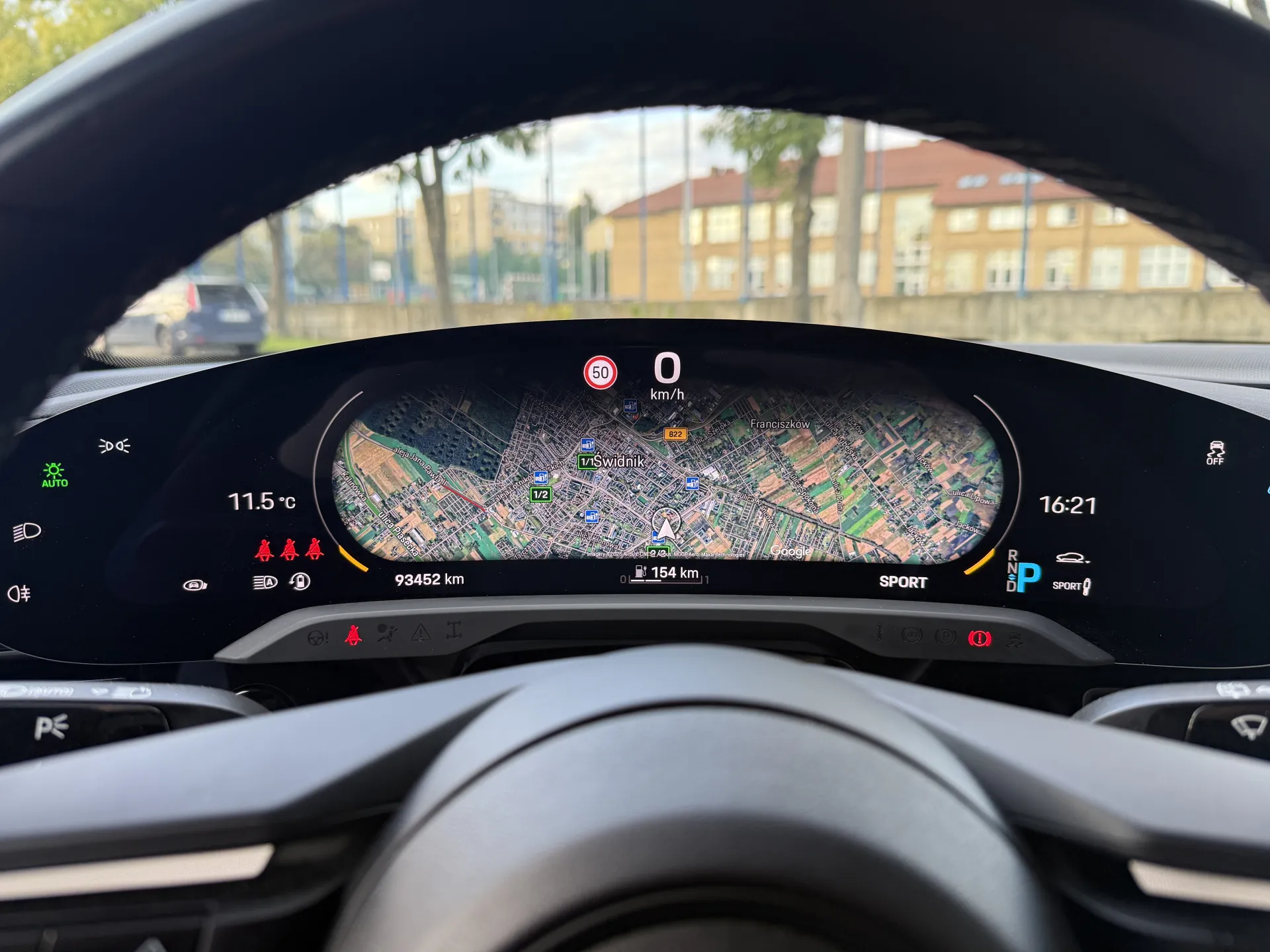 Porsche Taycan 4 Cross Turismo - widok 25