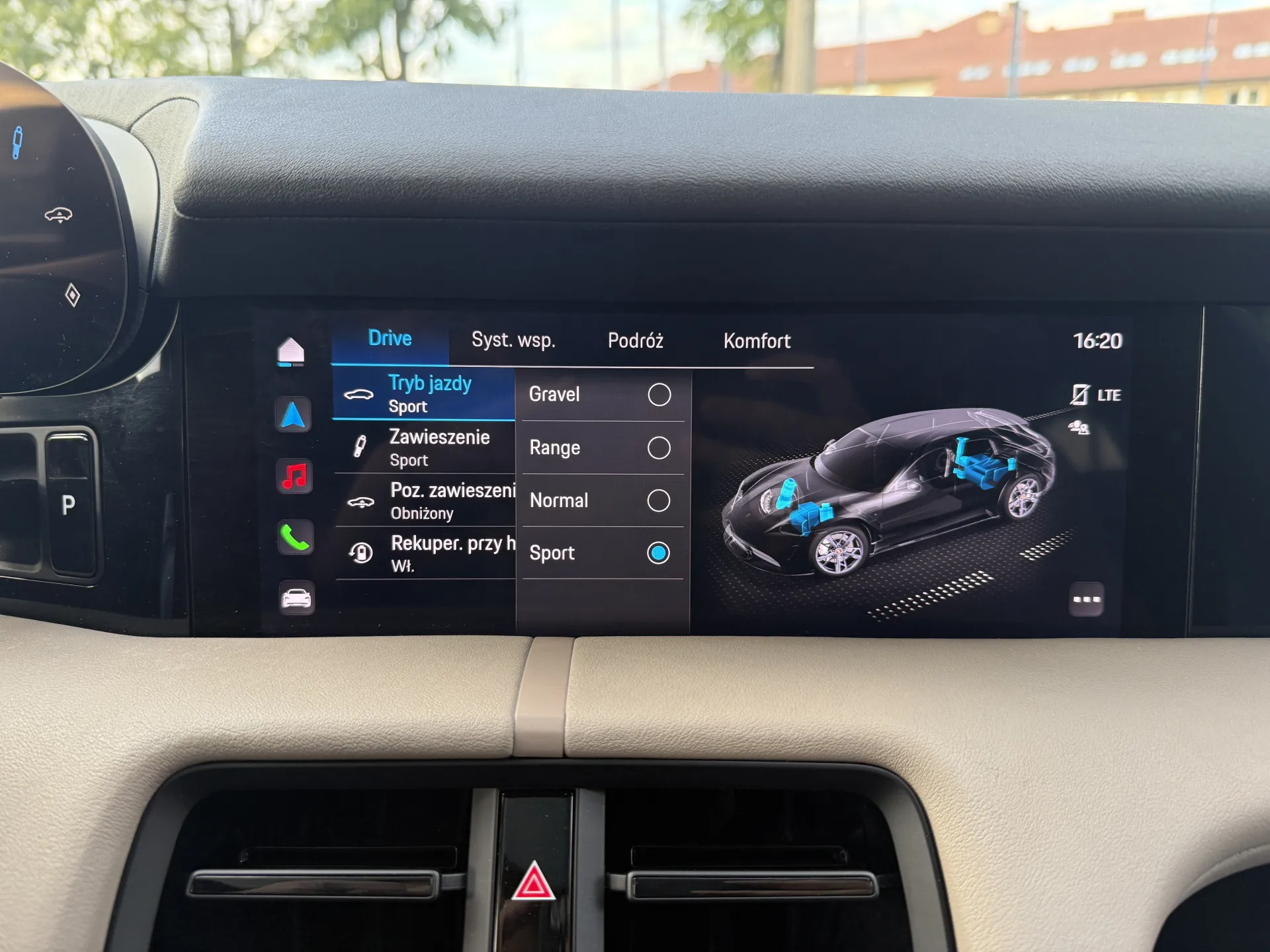 Porsche Taycan 4 Cross Turismo - widok 31