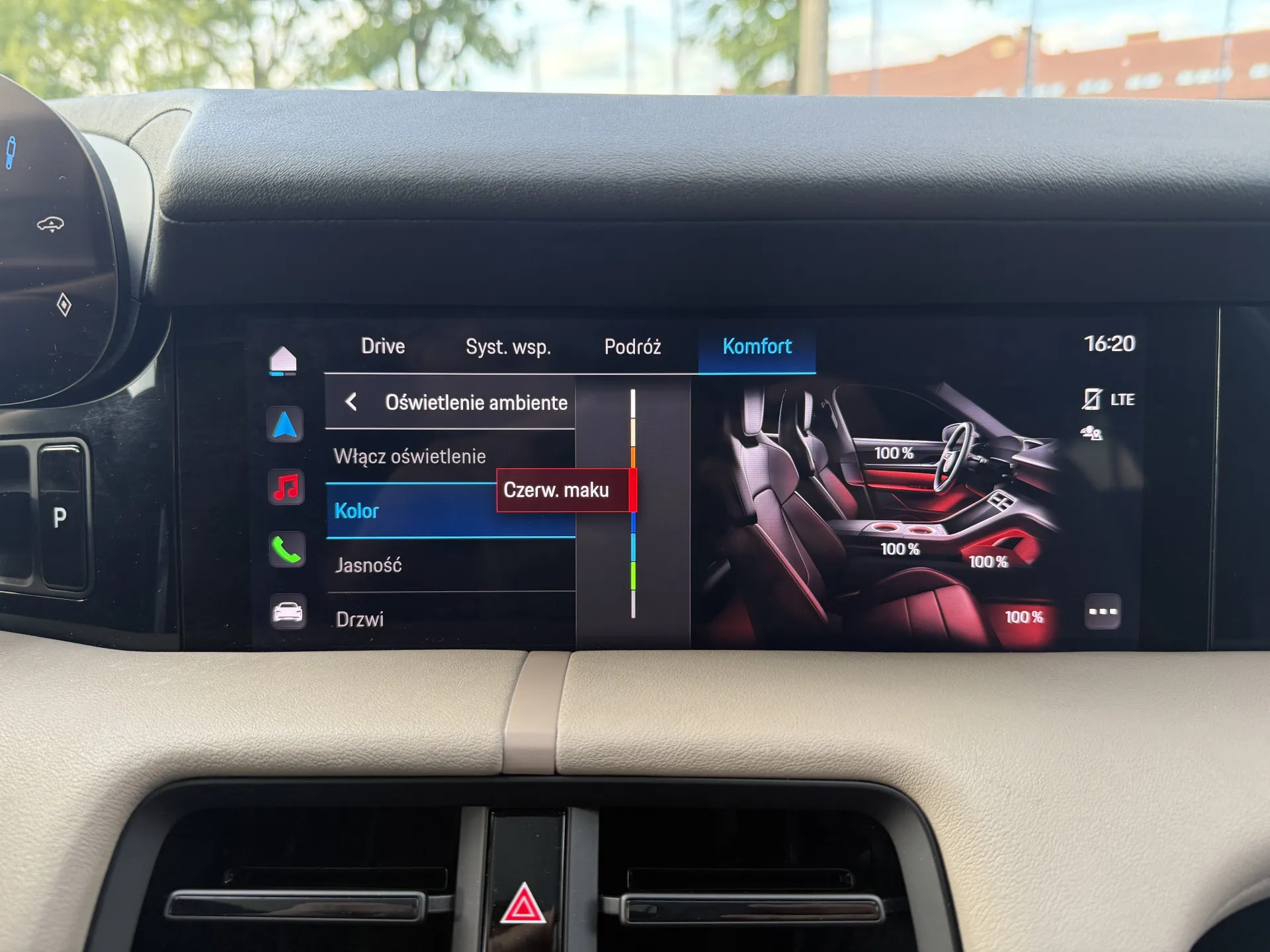 Porsche Taycan 4 Cross Turismo - widok 35