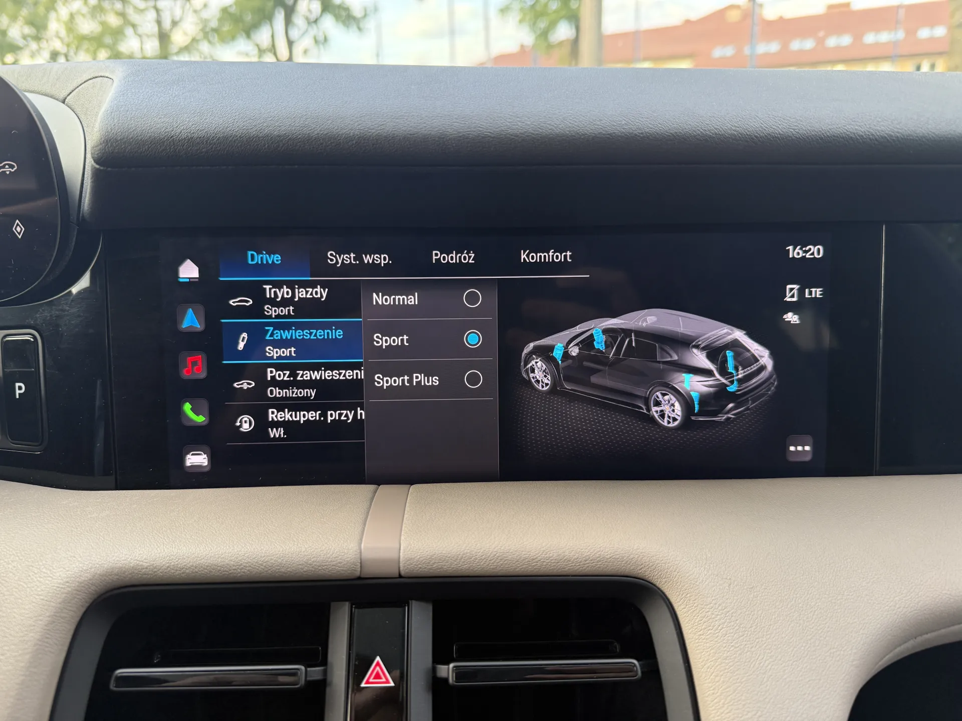 Porsche Taycan 4 Cross Turismo - widok 36