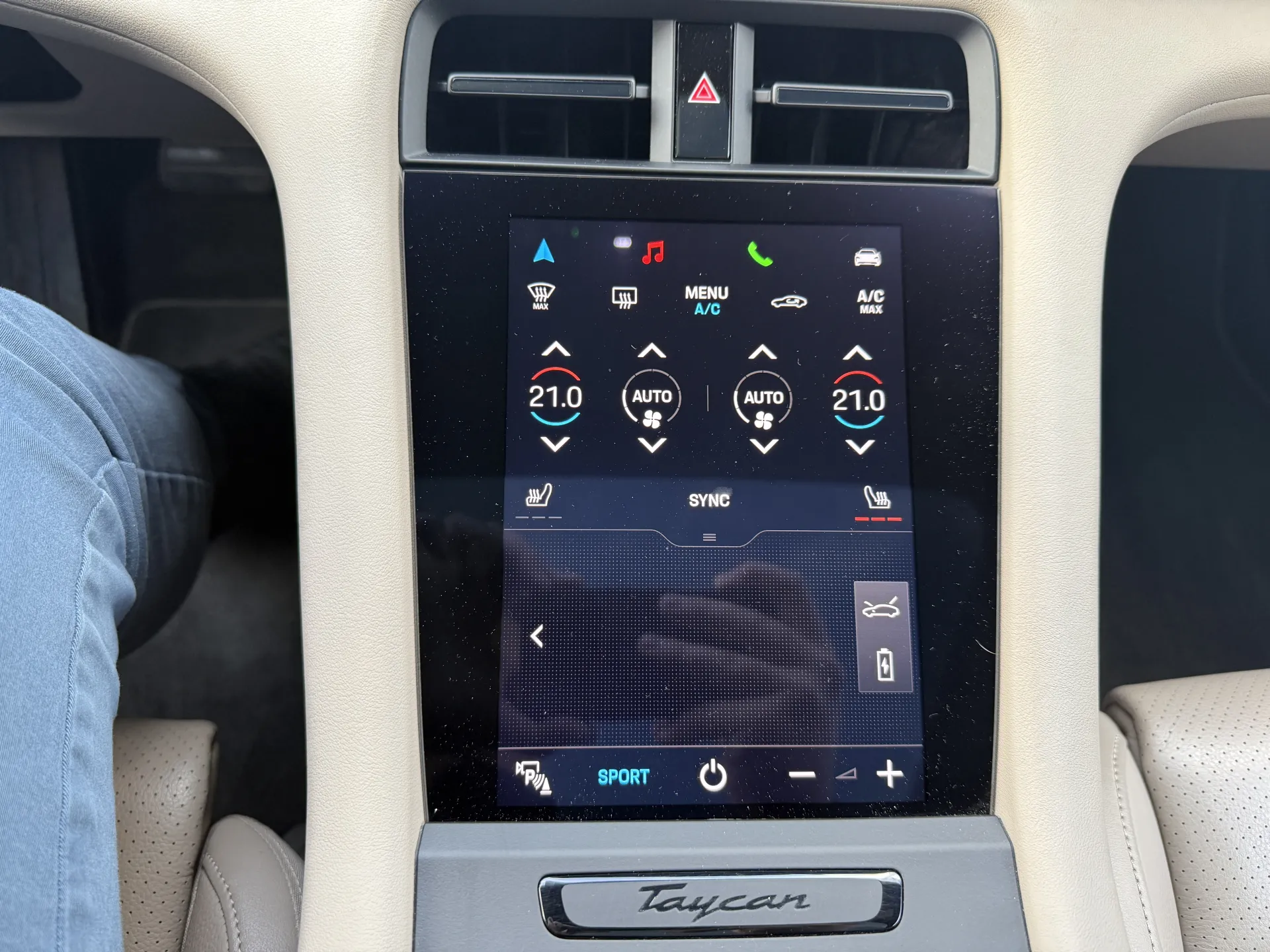 Porsche Taycan 4 Cross Turismo - widok 41